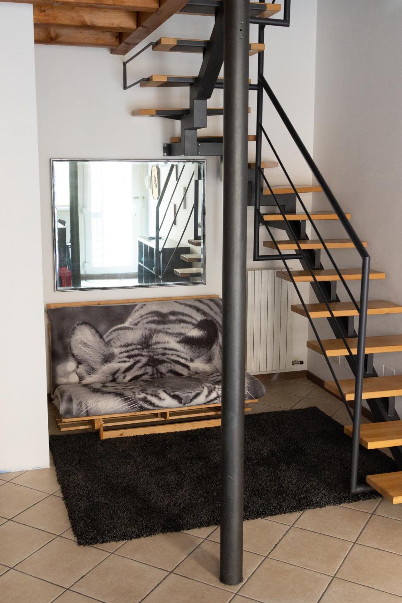 Verona Nest Luaran gambar